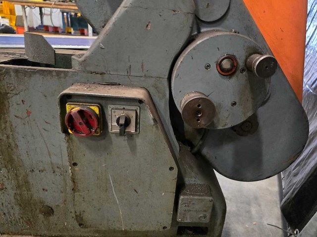 Kasto - beugelzaagmachine - afbeelding 8 van  10