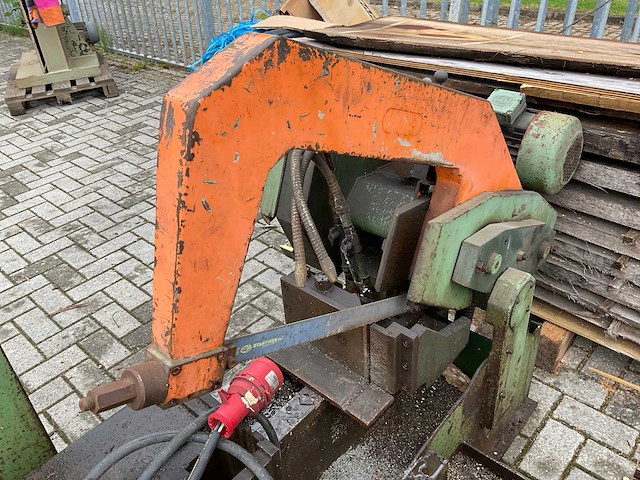 Kasto beugelzaagmachine - afbeelding 9 van  12