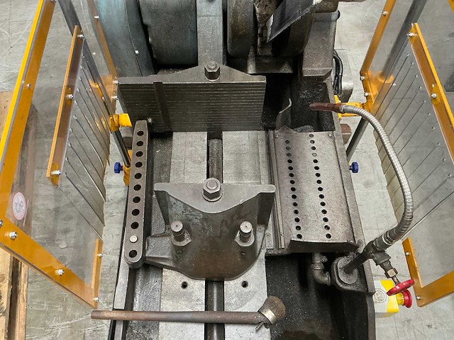 Kasto beugelzaagmachine - afbeelding 6 van  12