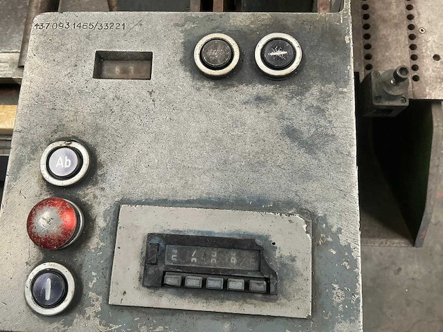 Kasto beugelzaagmachine - afbeelding 5 van  8