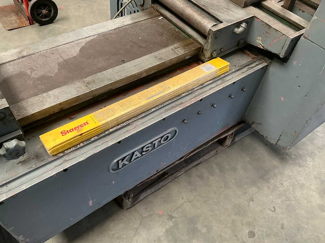 Kasto beugelzaagmachine - afbeelding 6 van  8