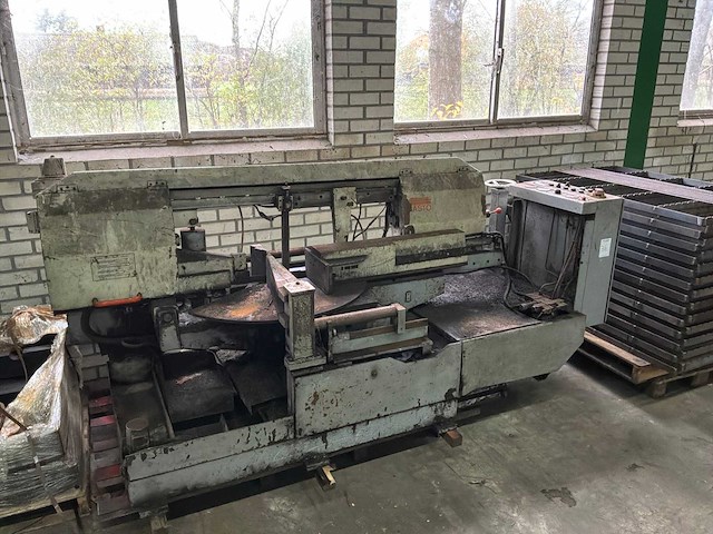 Kasto horizontale metaalbandzaagmachine - afbeelding 2 van  9