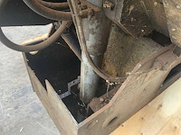 Kasto v2523 beugelzaagmachine - afbeelding 2 van  19