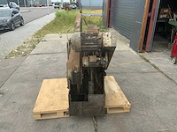 Kasto v2523 beugelzaagmachine - afbeelding 12 van  19