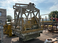 Katrol in hijsframe - afbeelding 1 van  7