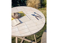 Kave home - tella - ronde tuintafel van gegalvaniseerd staal en beige tegels ø90 cm - afbeelding 3 van  6