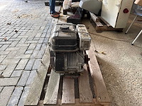 Kawasaki - fe250 - benzinemotor - afbeelding 3 van  10