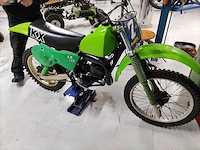 Kawasaki - kx 125 - crosser motorfiets - afbeelding 5 van  9