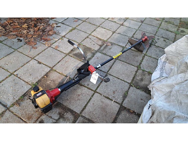 Kawasaki - td 33 - bosmaaier - afbeelding 2 van  3