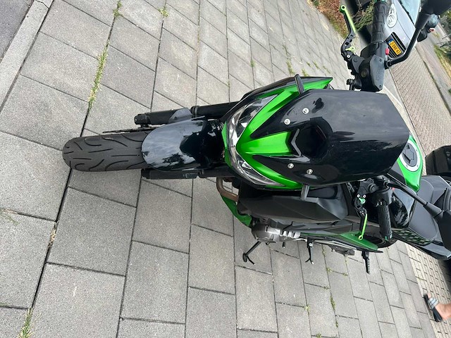 Kawasaki - tour - z 800 abs - 90-mj-nv - afbeelding 4 van  24