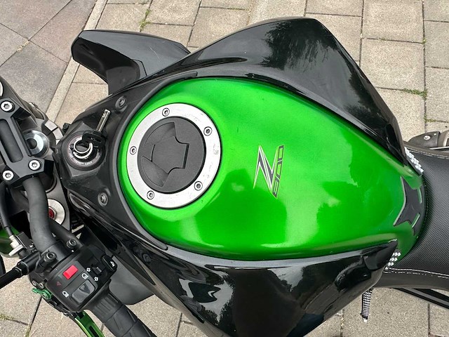 Kawasaki - tour - z 800 abs - 90-mj-nv - afbeelding 8 van  24