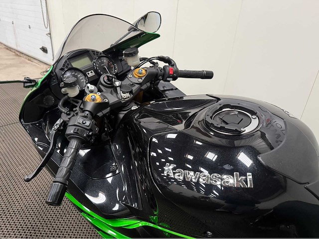 Kawasaki - zzr 1400 - tour - motorfiets - 2014 - afbeelding 8 van  8