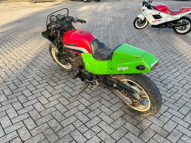 Kawasaki 1100 ninja motorfiets - afbeelding 8 van  12