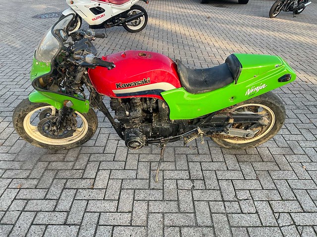 Kawasaki 1100 ninja motorfiets - afbeelding 4 van  5