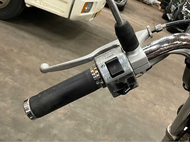 Kawasaki chopper motorfiets - afbeelding 2 van  27