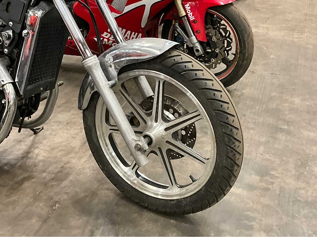 Kawasaki chopper motorfiets - afbeelding 17 van  27