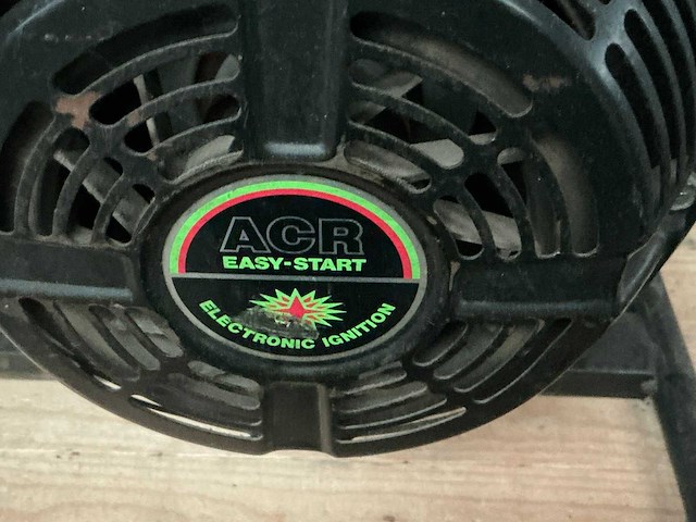 Kawasaki fe 250 stroomaggregaat - afbeelding 6 van  7