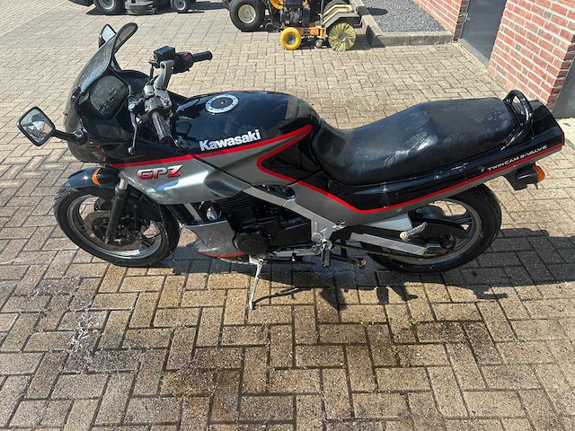 Kawasaki gpz 500 motorfiets - afbeelding 4 van  7