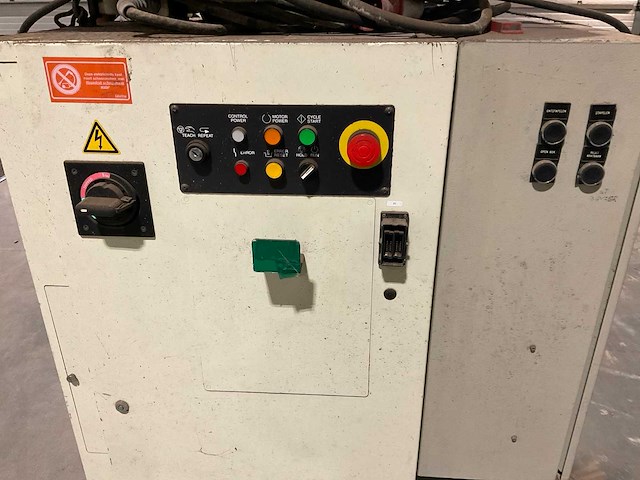 Kawasaki industriële robot - afbeelding 6 van  6