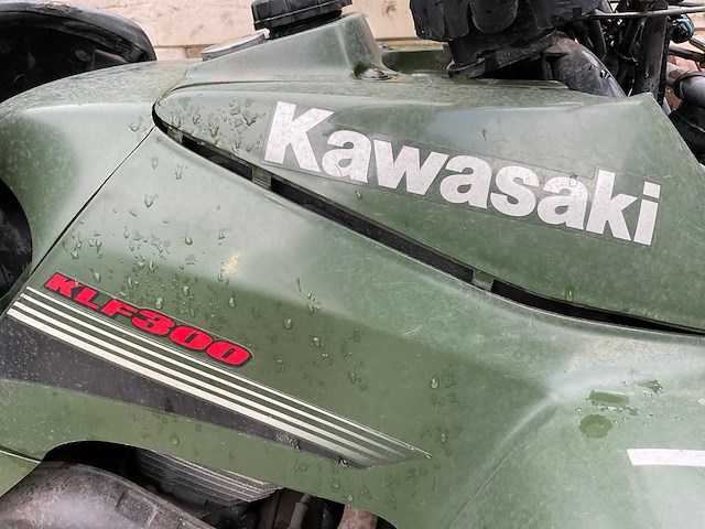 Kawasaki klf 300 quad - afbeelding 18 van  25