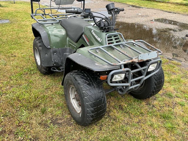 Kawasaki klf 300b quad - afbeelding 18 van  21