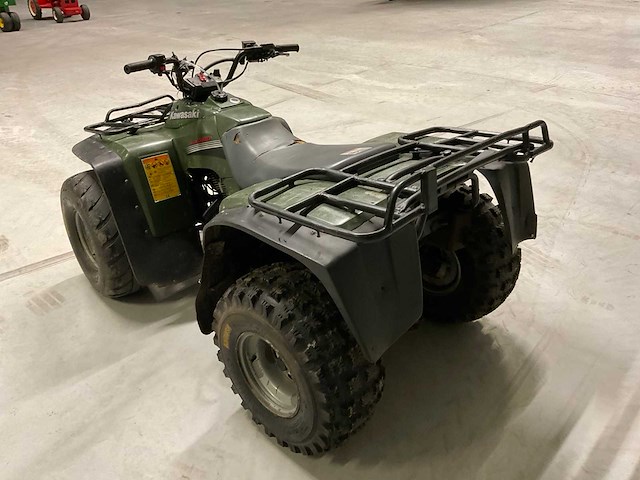 Kawasaki klf300 quad - afbeelding 14 van  16