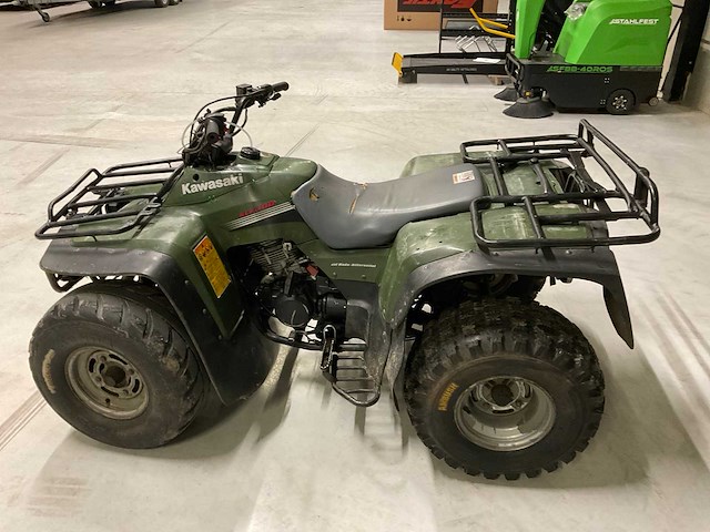 Kawasaki klf300 quad - afbeelding 15 van  16