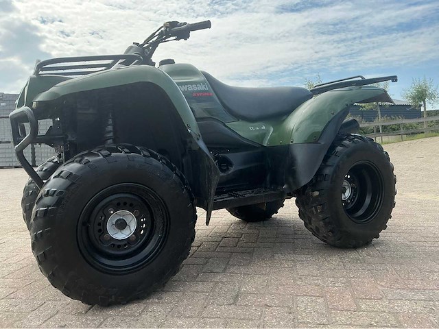 Kawasaki kvf 360 4wd quad - afbeelding 7 van  14