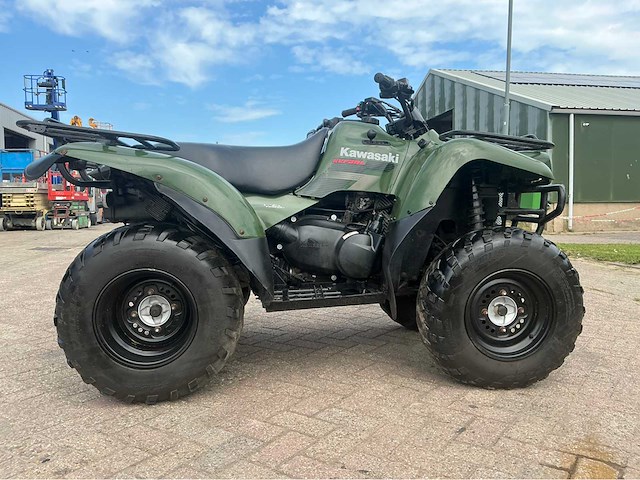 Kawasaki kvf 360 4wd quad - afbeelding 12 van  14