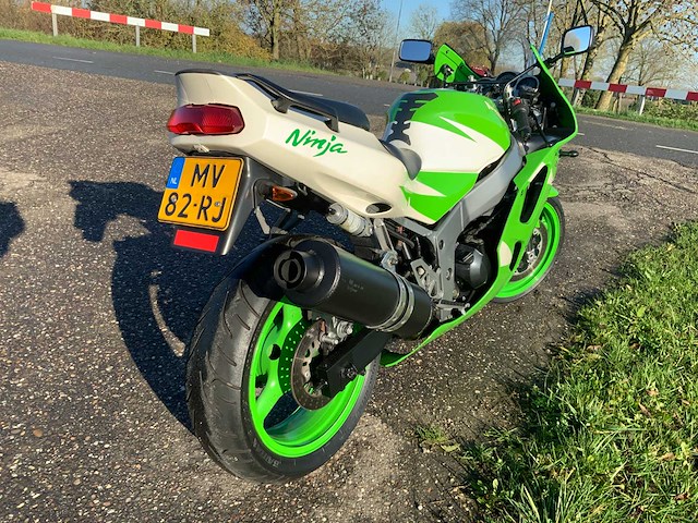 Kawasaki rx6r ninja motorfiets - afbeelding 15 van  17