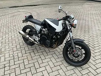 Kawasaki sport 750 motorfiets - afbeelding 6 van  10