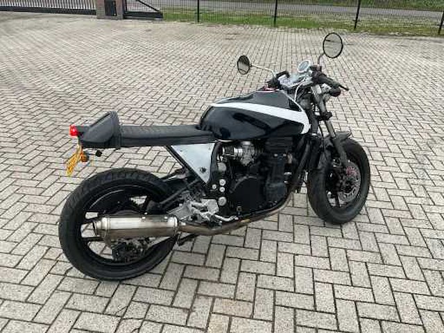 Kawasaki sport 750 motorfiets - afbeelding 7 van  10