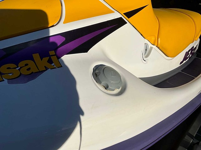 Kawasaki sport xi jetski met trailer - afbeelding 18 van  18