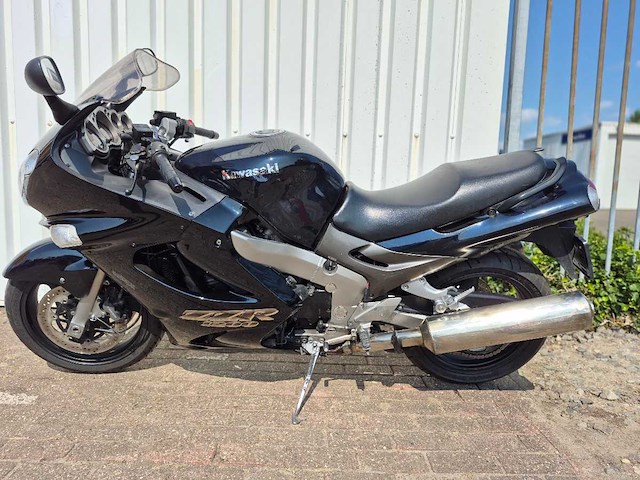 Kawasaki sport zz-r 1200 motorfiets - afbeelding 1 van  7