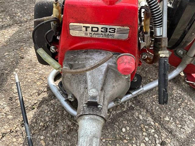 Kawasaki td33 bosmaaier - afbeelding 4 van  4