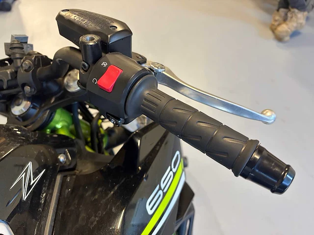 Kawasaki tour z650 motorfiets - afbeelding 19 van  35