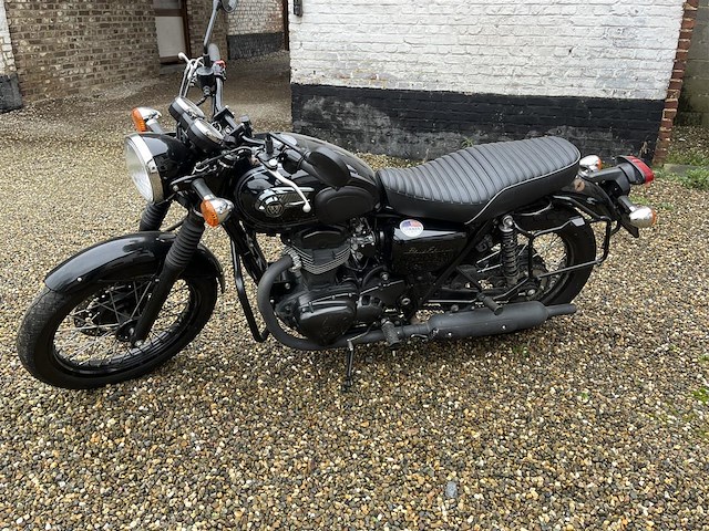 Kawasaki w800 black edition - afbeelding 27 van  32