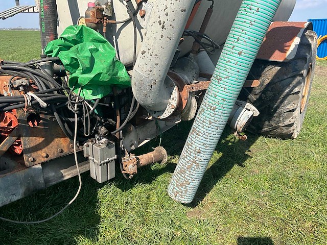 Kaweco 10500l mesttank - afbeelding 17 van  24