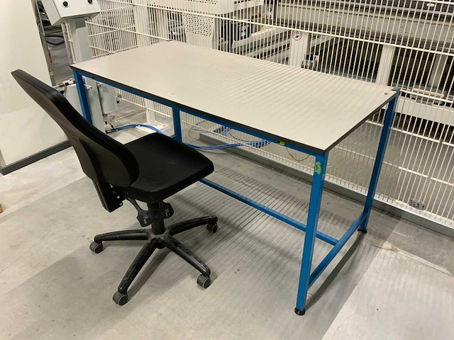 Kaymar - werkbank met 2-delige aarde verbindingspunt en eurokraft werkplaats bureaustoel - afbeelding 6 van  8