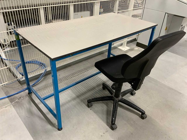 Kaymar - werkbank met 2-delige aarde verbindingspunt en eurokraft werkplaats bureaustoel - afbeelding 7 van  8