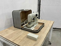 Kayser - naaimachine - afbeelding 2 van  5