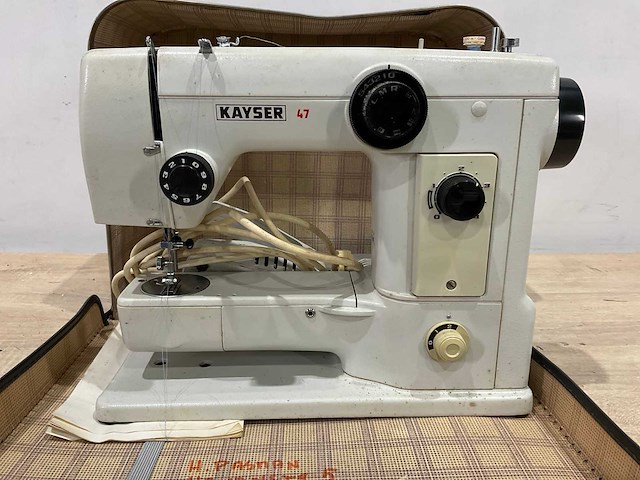 Kayser - naaimachine - afbeelding 4 van  5