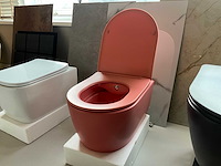 Kayvit toilet met softclose toiletbril (10x) - afbeelding 1 van  3