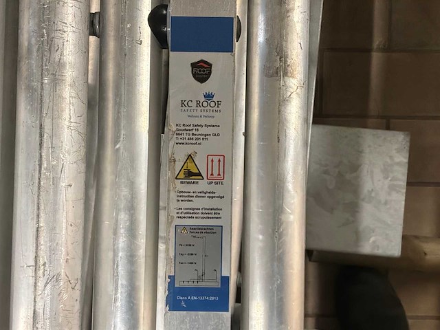 Kc roof val beveiliging plat dak met toebehoren (15x) - afbeelding 11 van  11