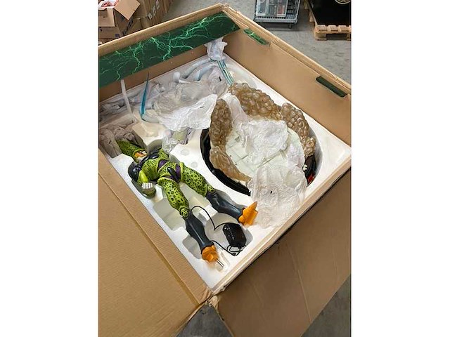 Kd collectibles - dragon ball z perfect cell limited edition resin statue 1/4 scale - afbeelding 11 van  20