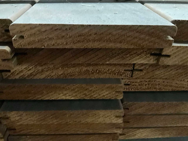 Kebony radiata terasdelen met clipsysteem 22x142 mm (52x) - afbeelding 6 van  6