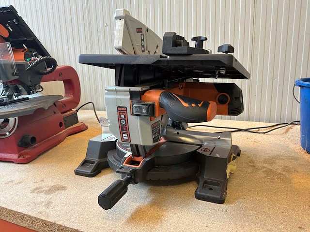 Keda m1dx-254a afkort / tafelzaag machine (2x) - afbeelding 1 van  11