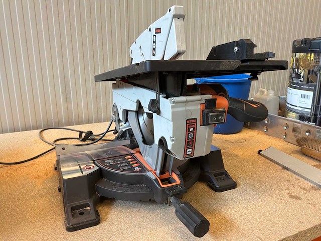 Keda m1dx-254a afkort / tafelzaag machine (2x) - afbeelding 4 van  9