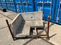 Keerwand hoek stuk