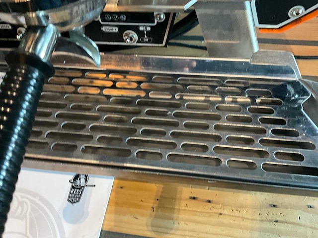 Kees van der westen - spirit 2-groeps - espresso machine - afbeelding 2 van  15
